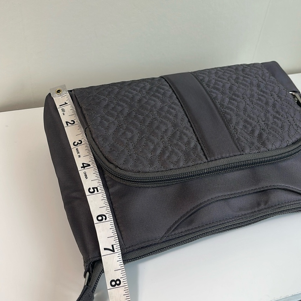 Travelon Anti-Theft Crossbody - Picture 16 of 16